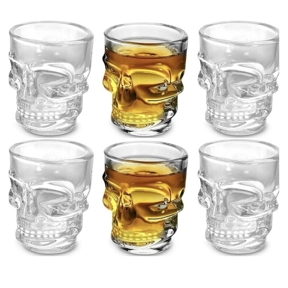 Circleware Skull Face Clear Whiskey‎ Shot Glasses  1.75 oz Set of 6 New